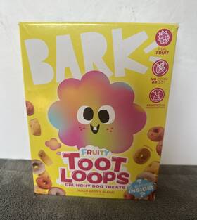 Bark Box 804530664610 Fruit Toot Loops Crunchy Dog Treats 10oz Mixed Berry 06/27