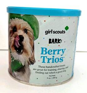 Barkbox 840134672670 Bark Box Girl Scouts Berry Trios Dog Treats 9 Oz Training New Sealed 12/7/2026
