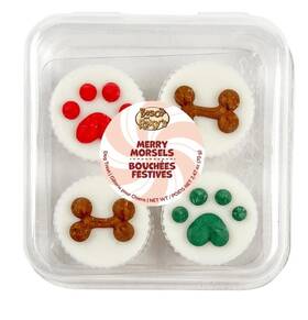Bosco & Roxy 810057472633 And Christmas Packaged Peanut Butter Cups Dog Treats- 4pk
