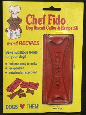 Chef Fido 025489123453 Dog Biscuit Cutter And Recipe Kit Make Your Own Food Treats Healthy