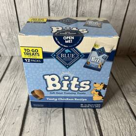 804098 Company Ltd Blue Bits Chicken Recipe Soft-moist Dog Treats 12-pack 1-oz Bags Bb Jan 2024