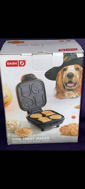 Ddtmh200gbor04 Dash Mini Dog Treat Maker Fun Halloween Shapes