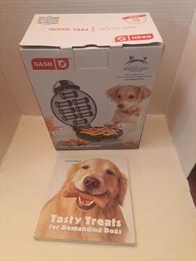 Dash Express 850015418532 Dog Treat Maker Complete With Manual And Recipes New Used Cookbook