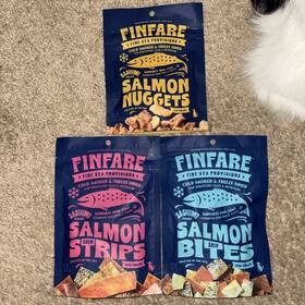 Finfare 850071645040 Freeze Dried Salmon Skin Treats For Dogs Cats 5.3 Oz Total Grain Free
