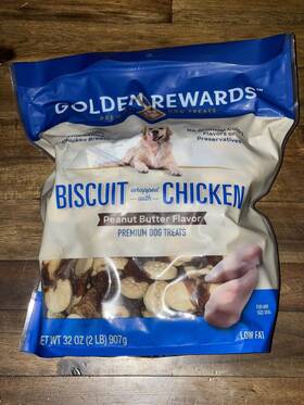 Golden Rewards 681131429078 32oz Peanut Butter Flavor Biscuit Wrapped Chicken Dry