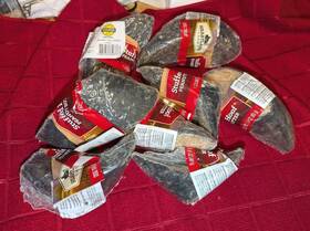 Heartland Farms 895134364636 Eight Peanut Butter Filled Cow Hooves Dog Dental Treats By