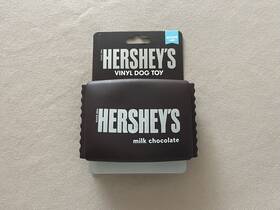 He1098-dt Hershey S Milk Chocolate Pet-safe Squeaky Vinyl Dog Toy 5 Inch X 3 New In Package