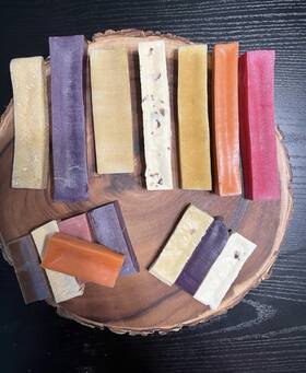 Himalayan Dog Chew 679262382812 Regular Cheese Yak Bones In Many Flavors 6 Inch Large Size