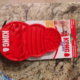 Plp1 Kong Company Licks Dog Toy Treat Dispenser Large