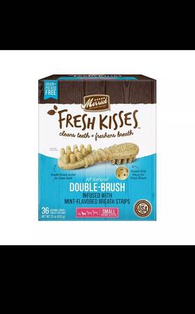 Merrick 022808660538 Fresh Kisses Double-brush Mint Breath Strips Grain Free Dental Dog Tr