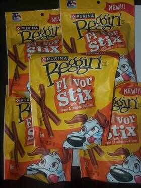 00038100103406 Purina Beggin Flavor Stix Treats For Dogs With Bacon And Cheddar Jack 5 Bags