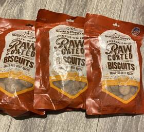 Bis-rcb-9 Stella And Chewys Lot 3 X Freeze-dried Raw Coated Biscuits Dog Treats 9 Ounce Beef Exp 2025