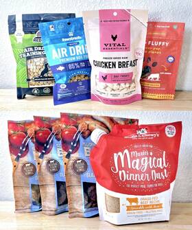 Stella & Chewys 852301008953 Lot X 8 Air Dried Premium Dog Food Dust Topper Training Treats Chicken Beef Fish