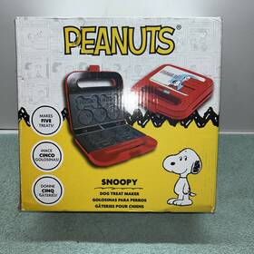 Uncanny Brands 840790132709 Peanuts