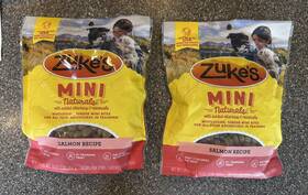 Zuke S 613423000542 Aurora Pet Bundle 2 16-oz Zukes Mini Naturals Salmon Recipe Soft Dog Treats