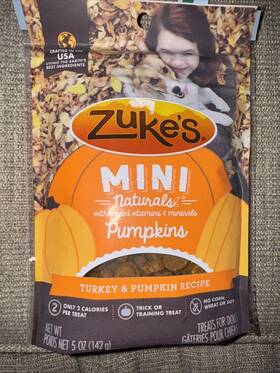 Zukes 613423330021 Mini Naturals Dog Training Treats For Dogs Pet 5 Ounce Pack Of 1
