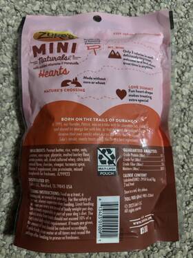 A299923 Zukes Mini Naturals Hearts Peanut Butter Training Treats For Dogs 5 Oz