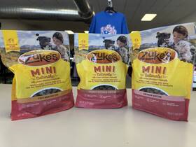 Zukes F8622 Mini Naturals Training Treats 3 Pack Chicken Peanut Butter Salmon