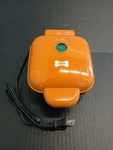 Dash Mini Dog Treat Maker Halloween Theme Orange Model MH200GBOR04 120V. Fixed Price $11.99.