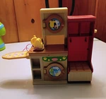 Fisher Price Loving Discontinued Family Dollhouse Twin Time Laundry Room 2005. Fixed Price $9.50.
