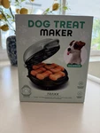 Traxx Dog Maker, 6 Treats, Brand New Box Including Recipe Book. Fixed Price $15.00.