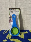Brand New! Bow Wow Pals Collapsible Clip Scoop For Dogs 1/2 Cup. Fixed Price $8.00.