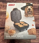 Dash Holloween Dog Treat Maker New. Fixed Price $18.00.