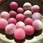 Bead Lot Loose Art Glass Balls Soft Pink And White Spot Swirl Stripe 17 Ct.. Fixed Price $13.99.