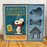 Snoopy's Organic Dog Biscuit Kit : Over 25 Recipes For The Loveable Pooch On.... Fixed Price $12.50.